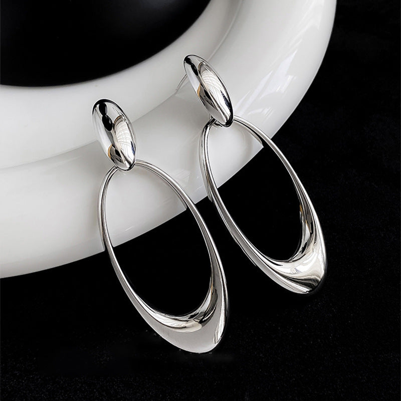 Silver Needle Round Ring Oval Earrings