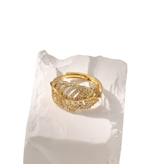 18K Gold Hollow Leaves Zircon Ring